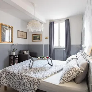 La Colombina Guest house